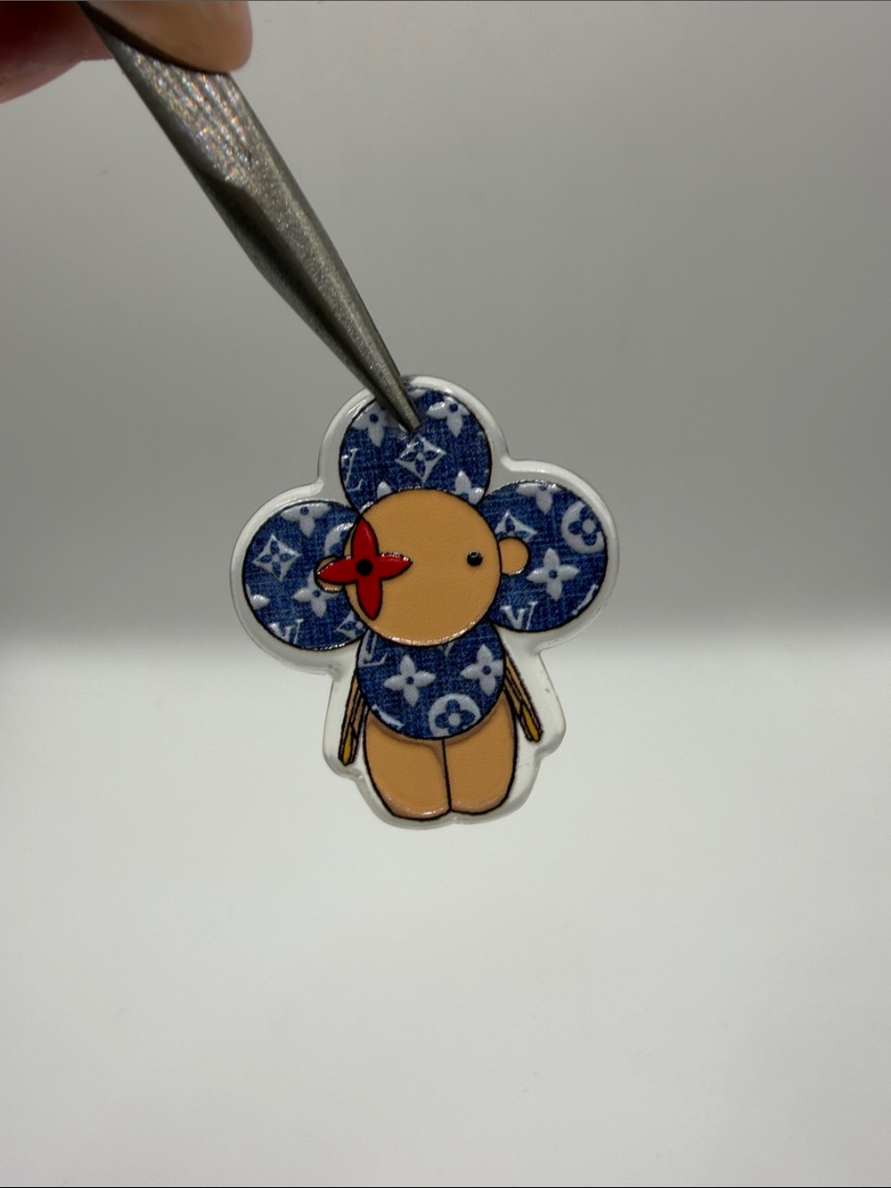 1404. Blue Monogram Vivi Pendant